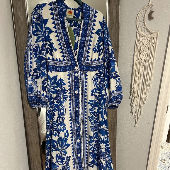 Farm Rio Dress NWT - Picture 1 of 3
